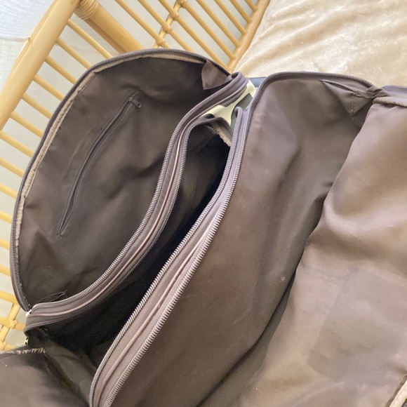 Giraffe print luggage - Picture 3 of 9